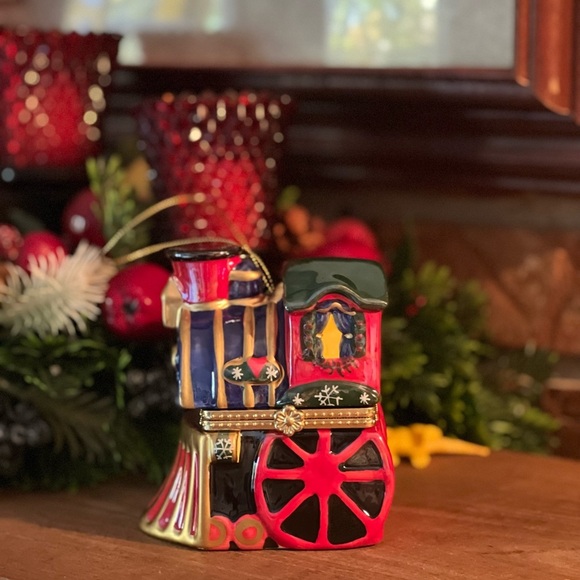 Rare Mr Christmas 1990’s Porcelain Train Moving Musical Christmas Tree Ornament - Picture 2 of 7